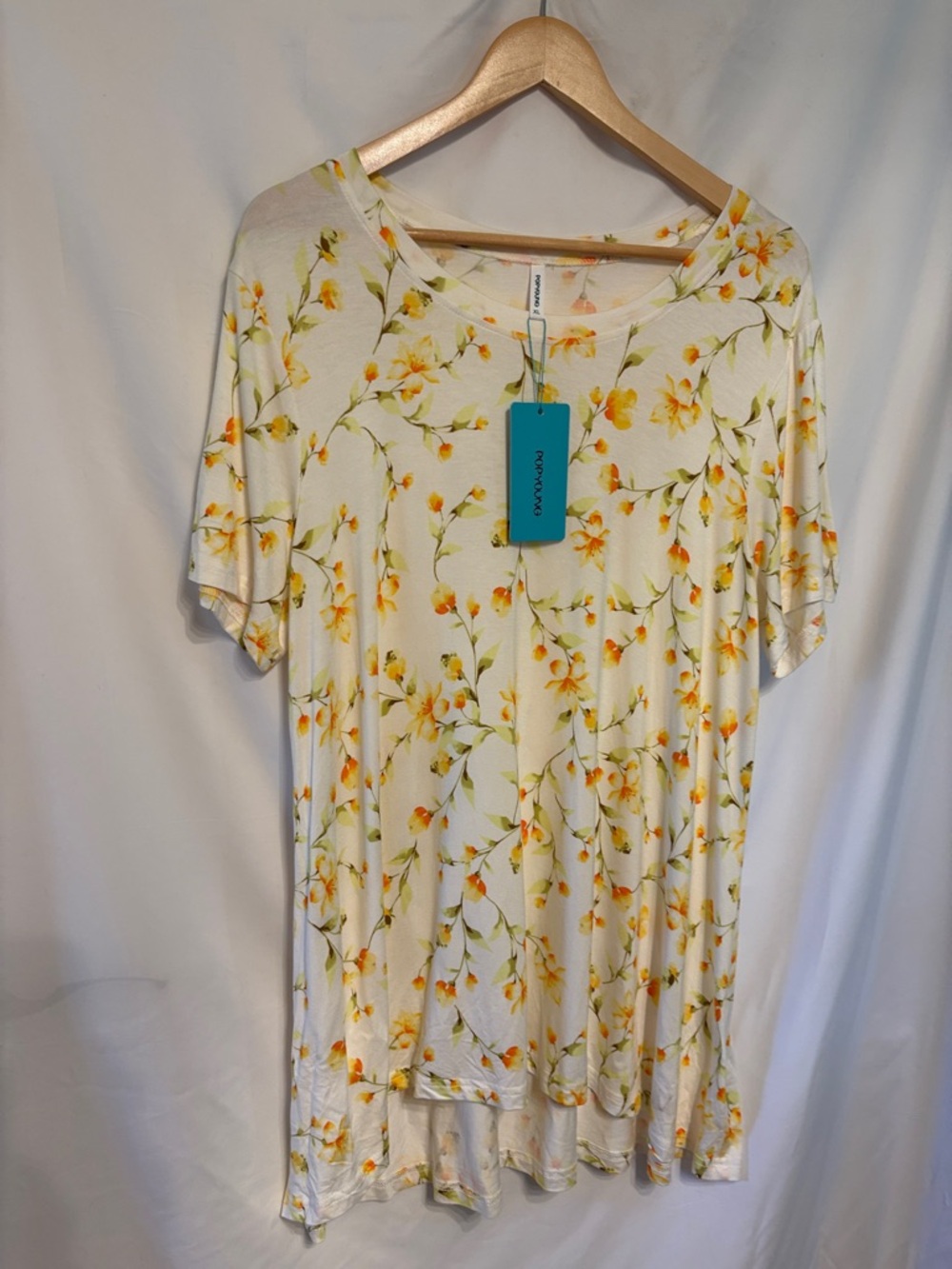 Scoop Neck Floral Short Sleeve Cottagecore Tee - White With Flowers NWT SZ XL
